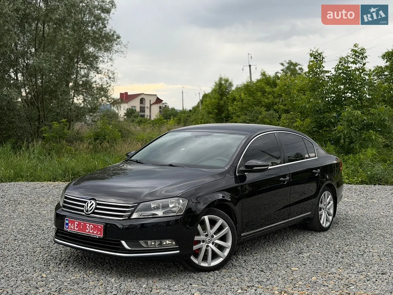 2011 Volkswagen Touareg - мініатюра 32