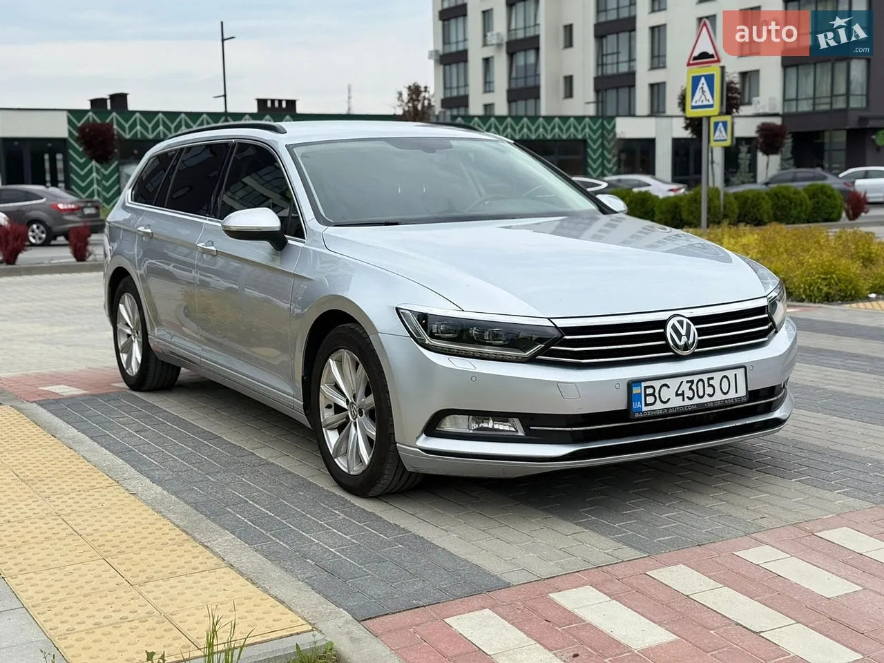 2016 Volkswagen Passat - мініатюра 26