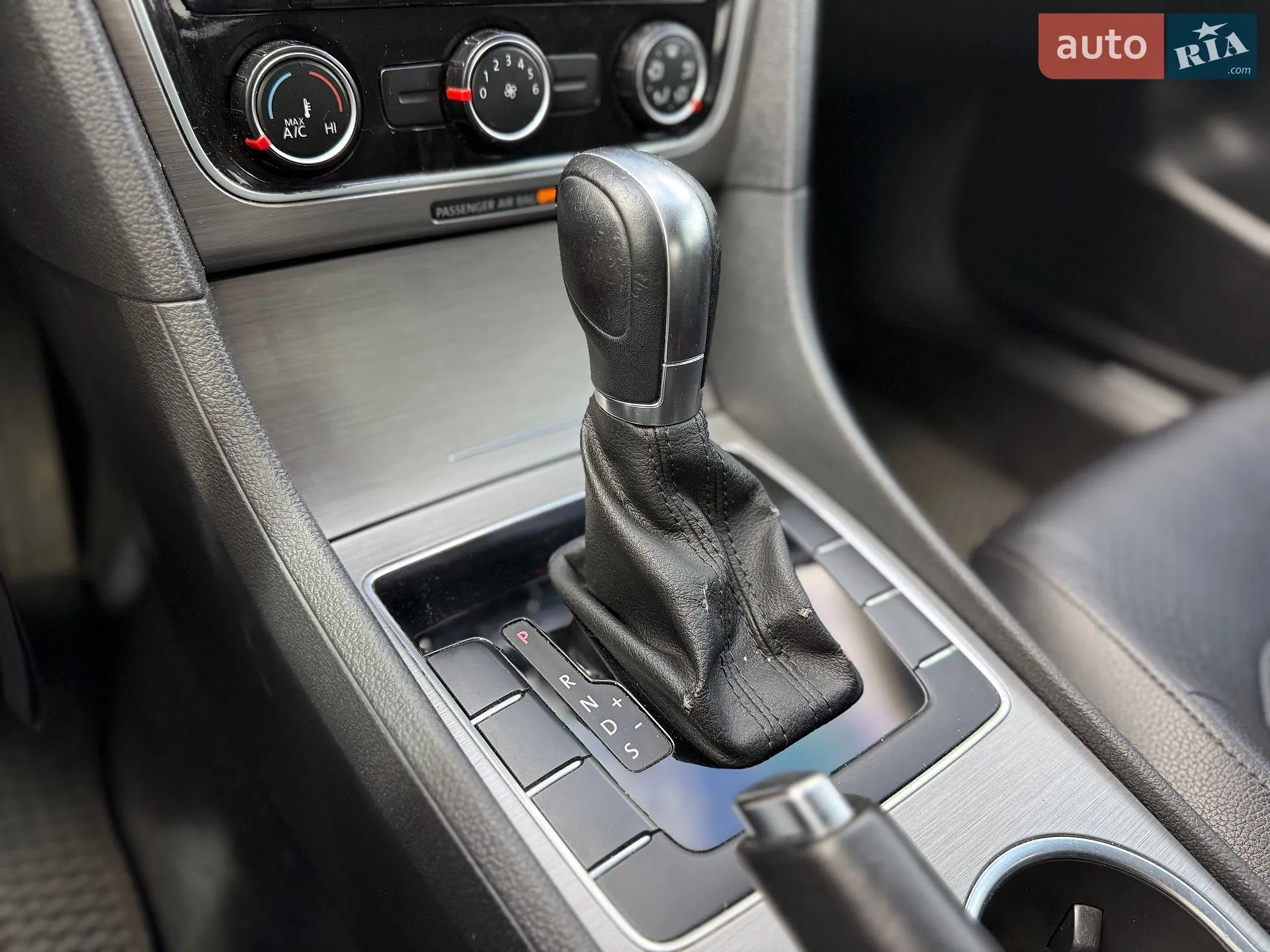 2014 Volkswagen Passat - мініатюра 23