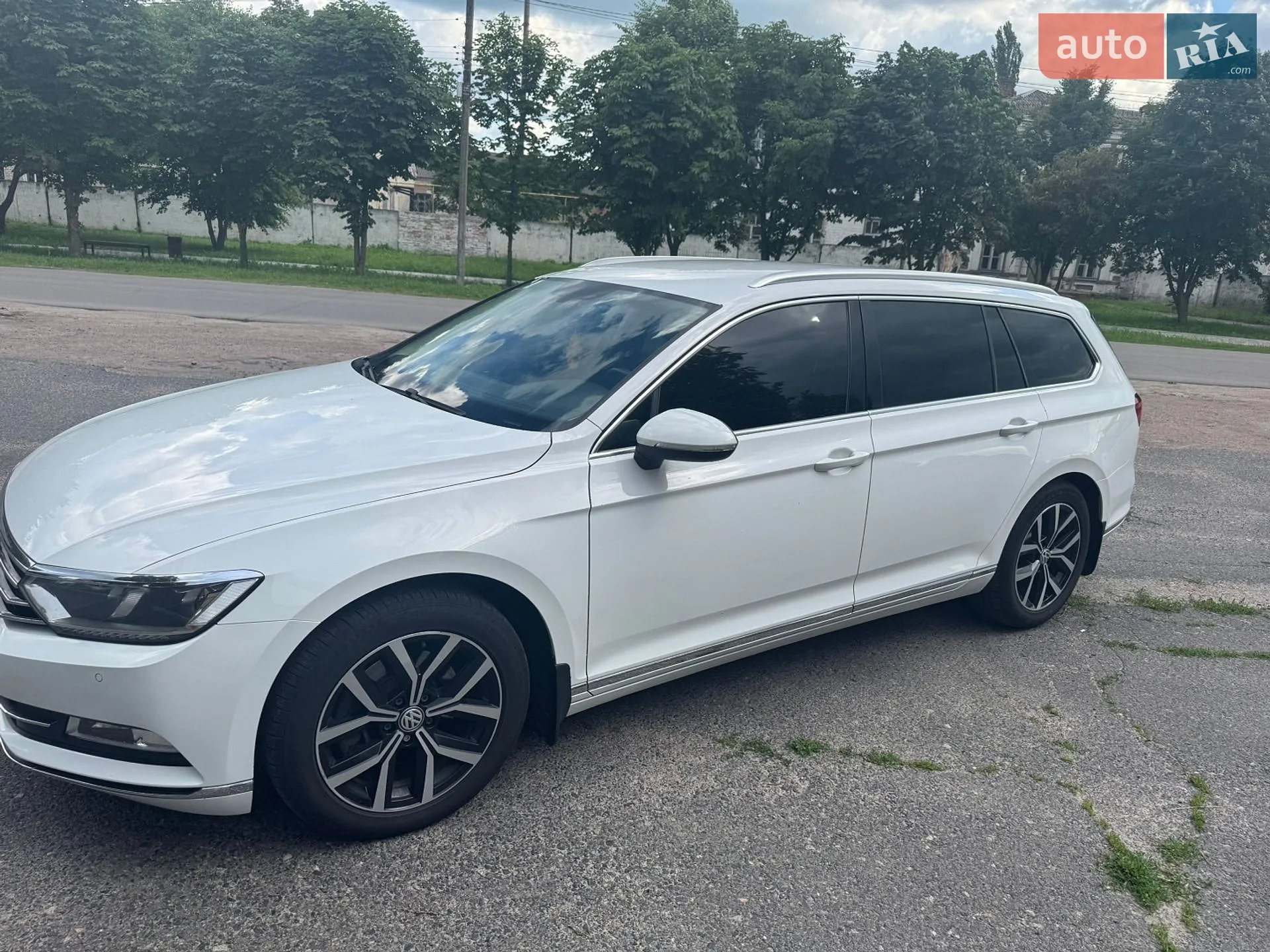 2017 Volkswagen Passat - мініатюра 2