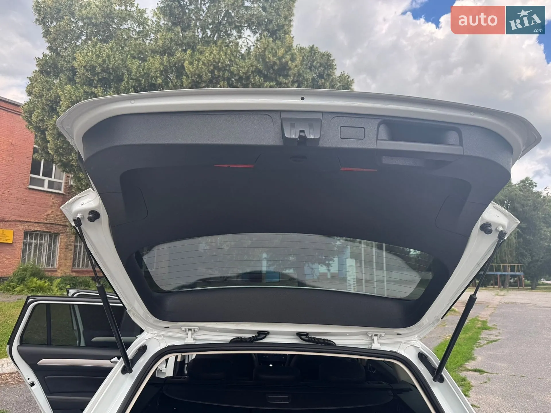 2017 Volkswagen Passat - мініатюра 13