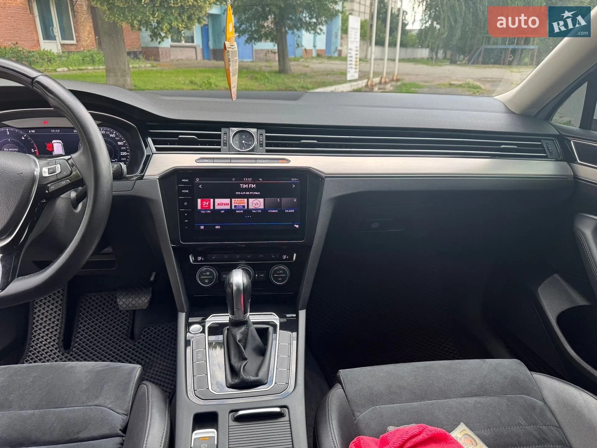 2017 Volkswagen Passat - мініатюра 32