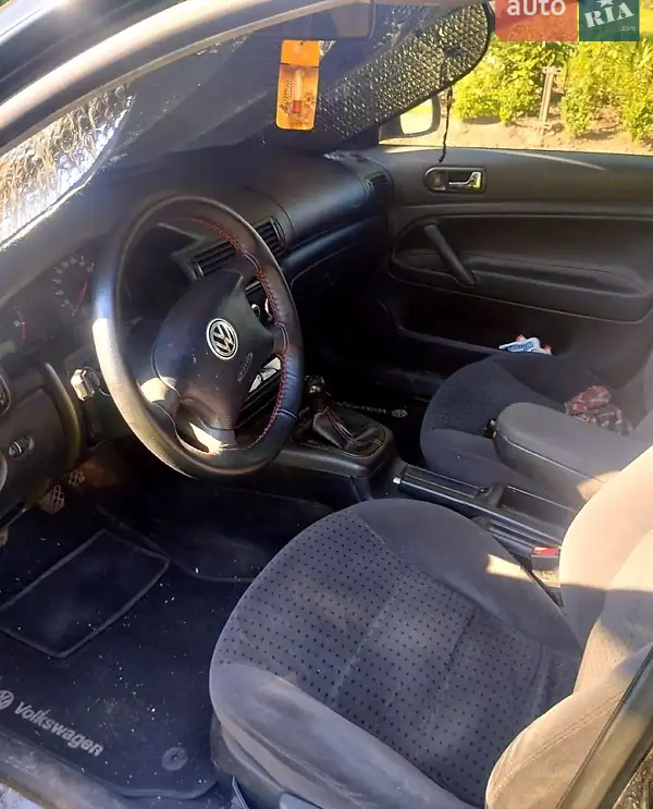 Volkswagen Passat 1998 VIN WVWZZZ3BZXE298904 фото оголошення 4 з 46
