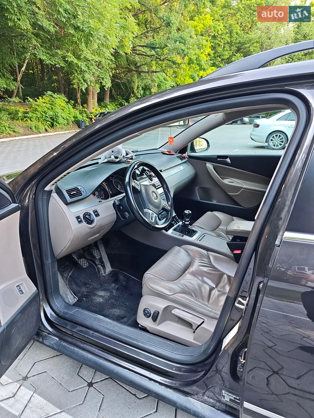 2010 Volkswagen Passat - мініатюра 5