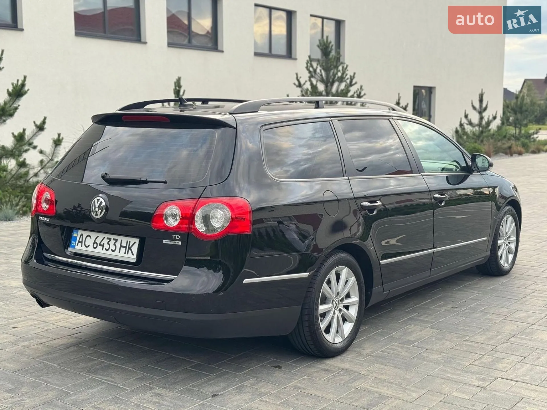 2010 Volkswagen Passat - мініатюра 6