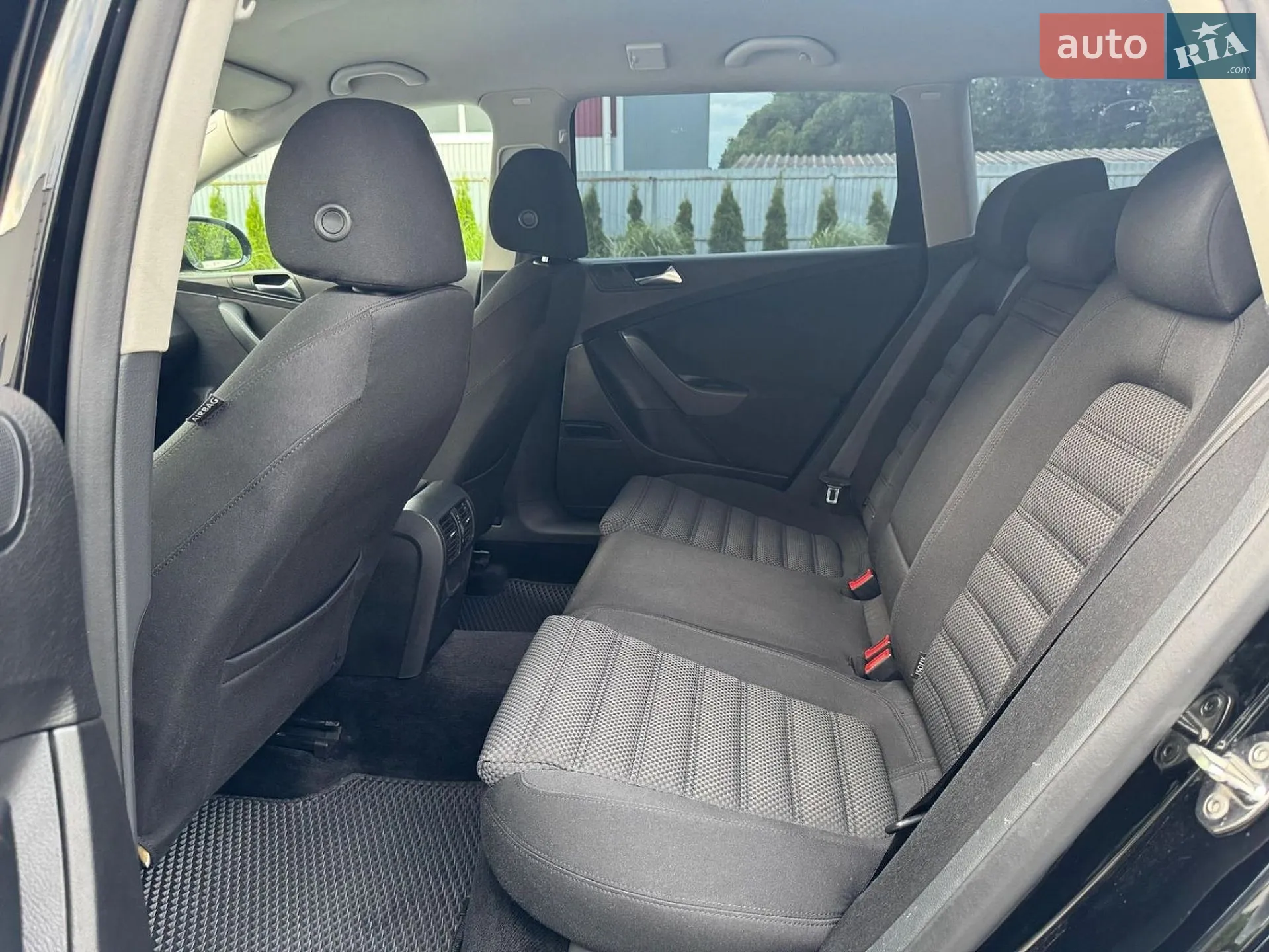 2010 Volkswagen Passat - мініатюра 22