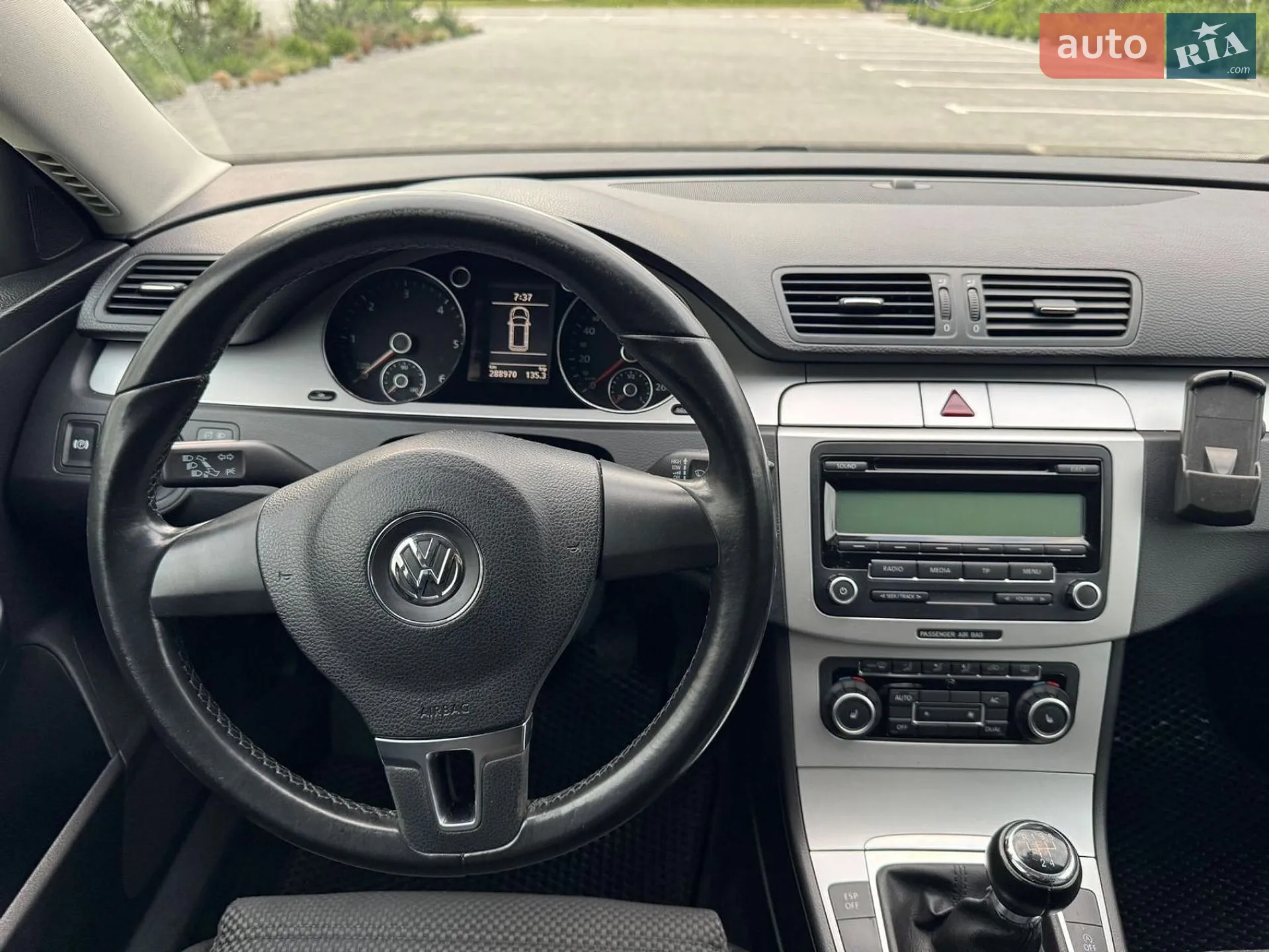 2010 Volkswagen Passat - мініатюра 25