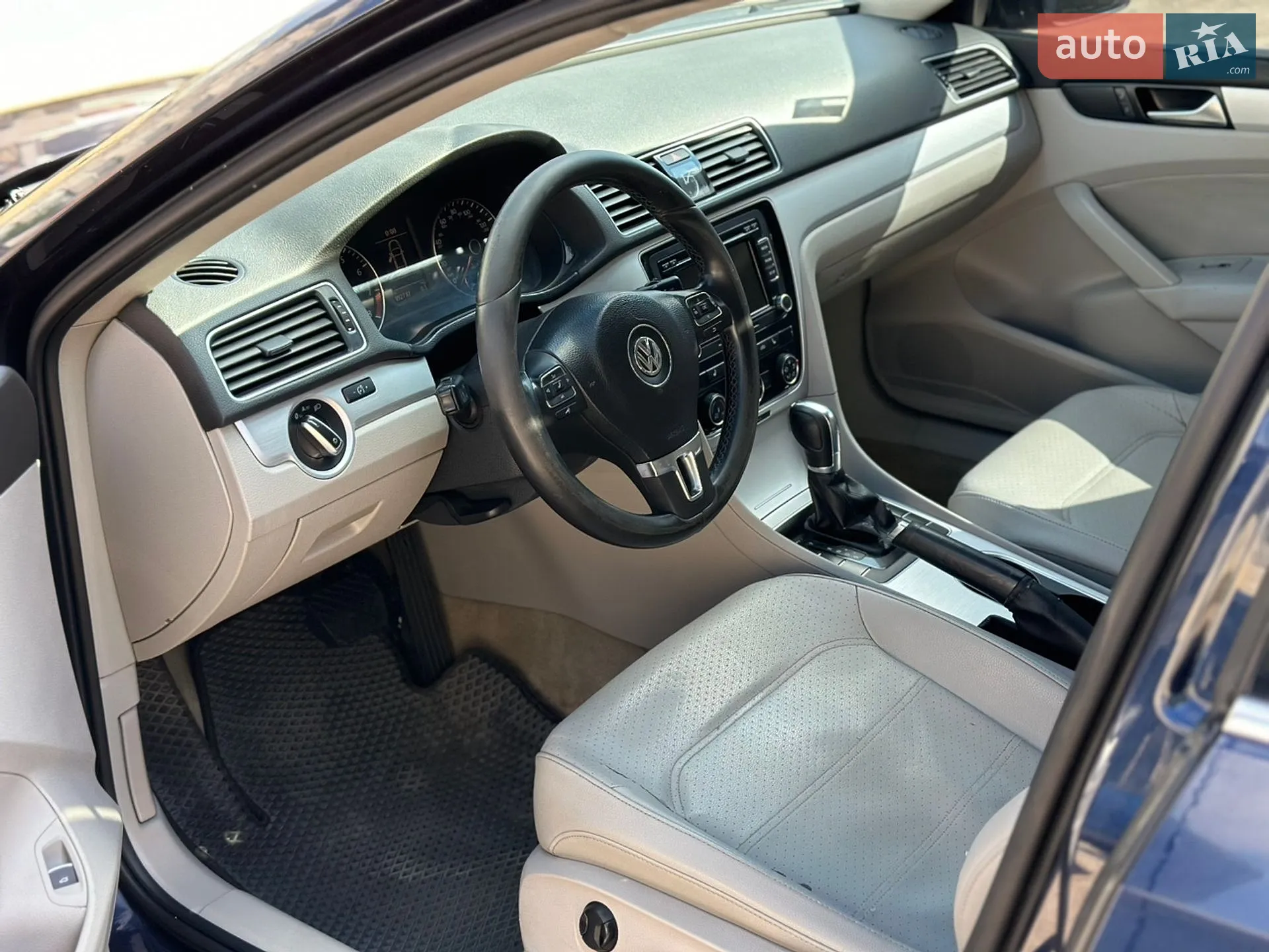 2013 Volkswagen Passat - мініатюра 8