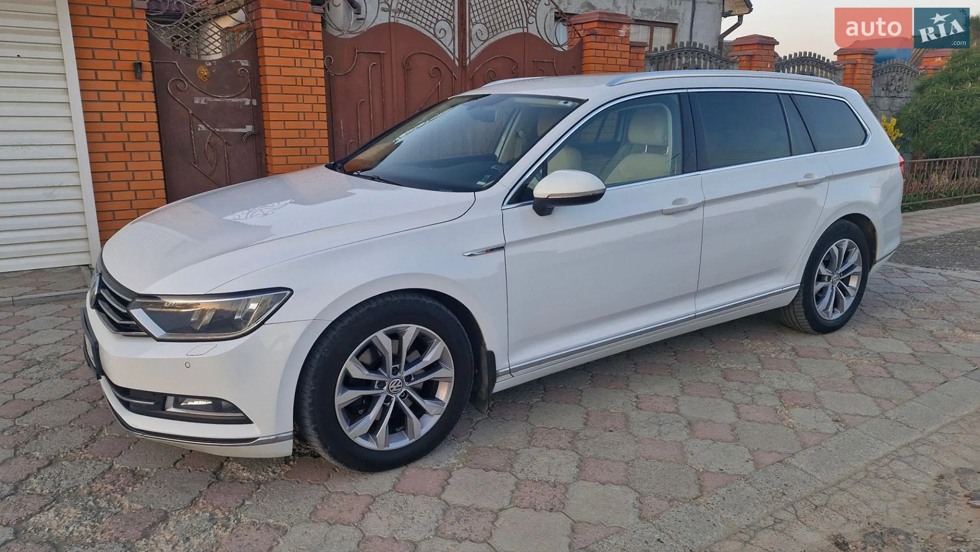 2015 Volkswagen Passat - мініатюра 10
