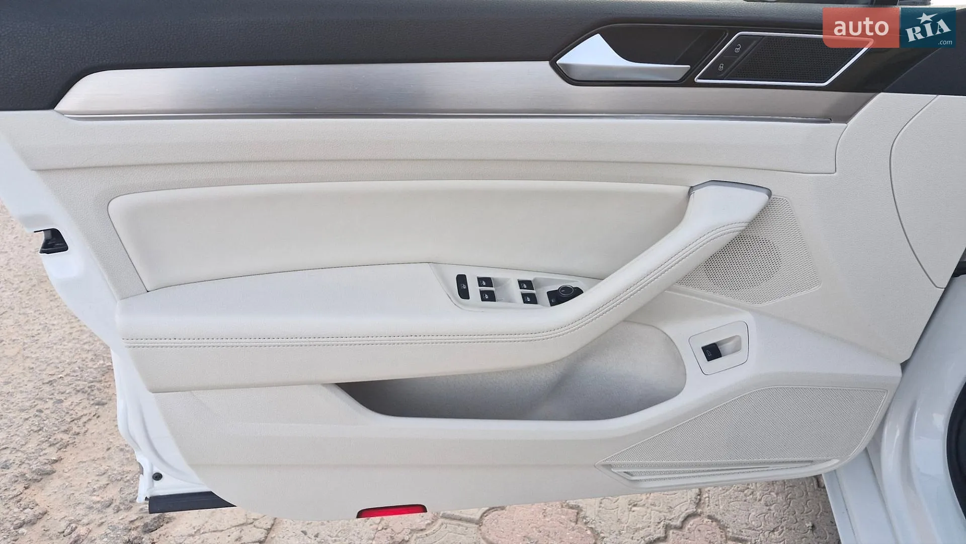 2015 Volkswagen Passat - мініатюра 21