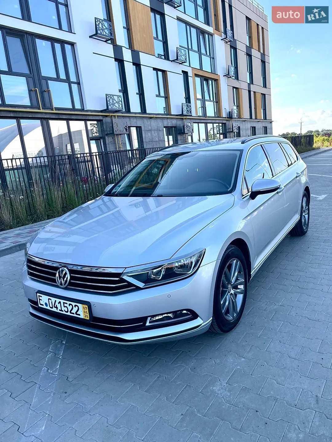 2017 Volkswagen Passat - фото 1
