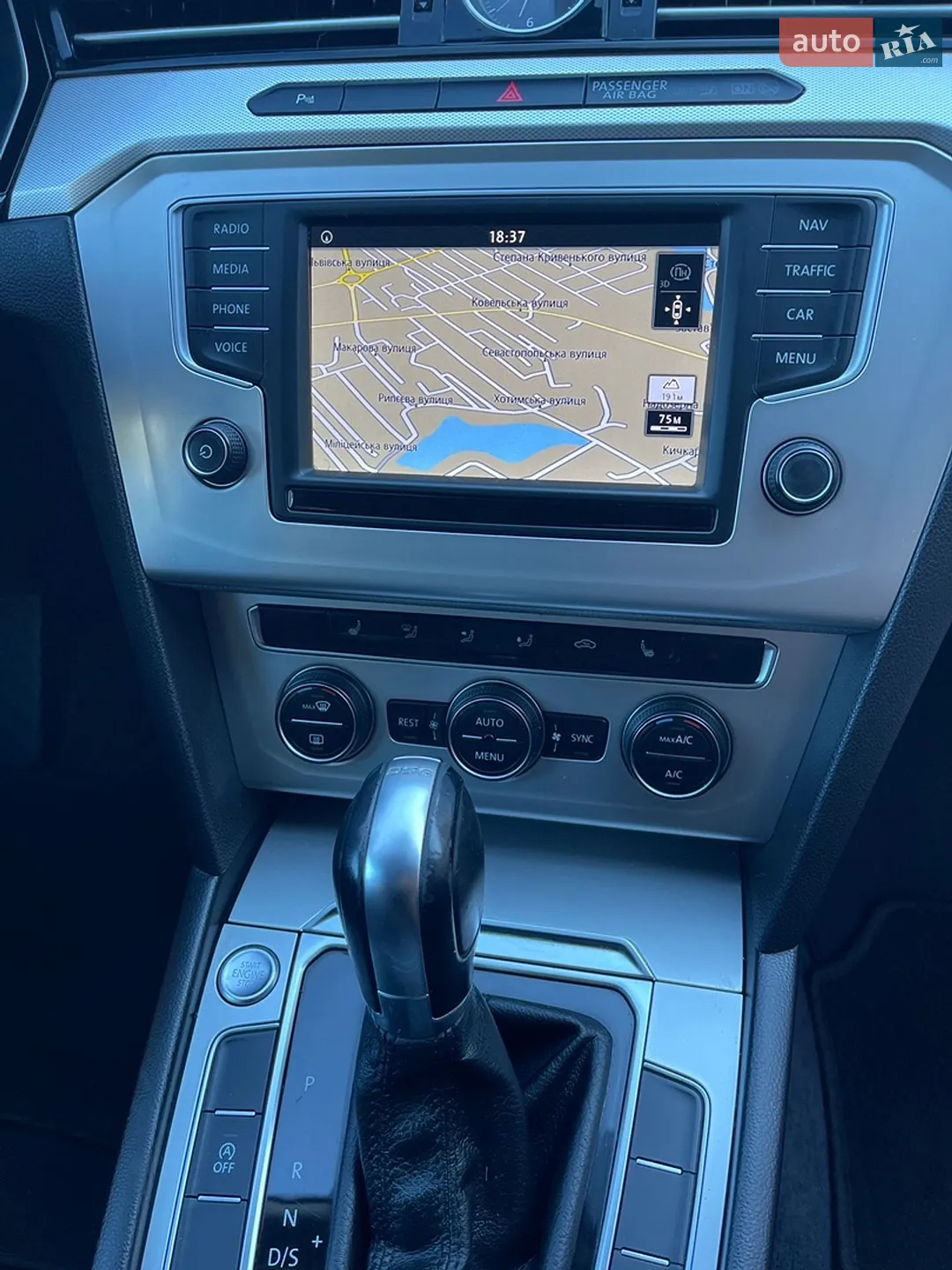 2017 Volkswagen Passat - мініатюра 19