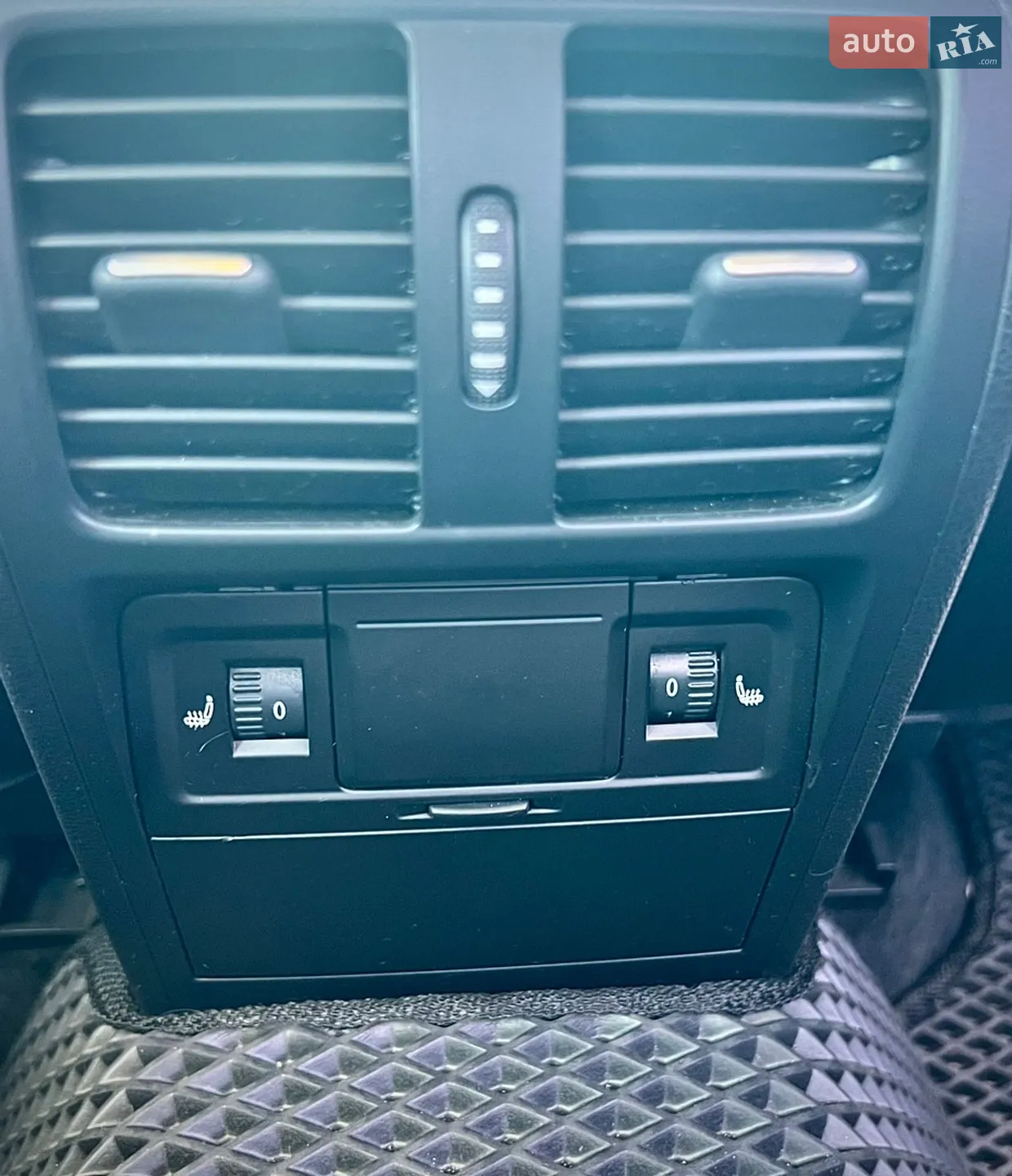 2014 Volkswagen Passat - мініатюра 19
