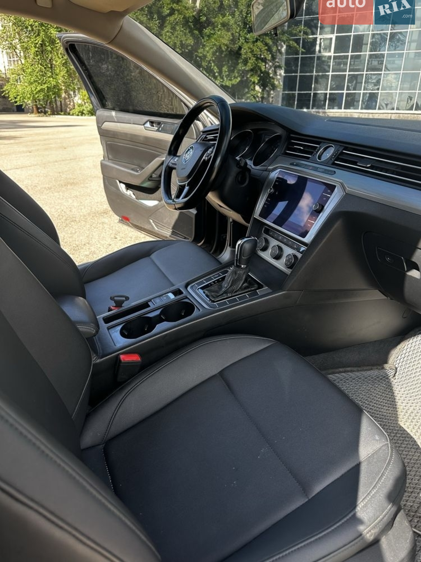 2017 Volkswagen Passat - мініатюра 4
