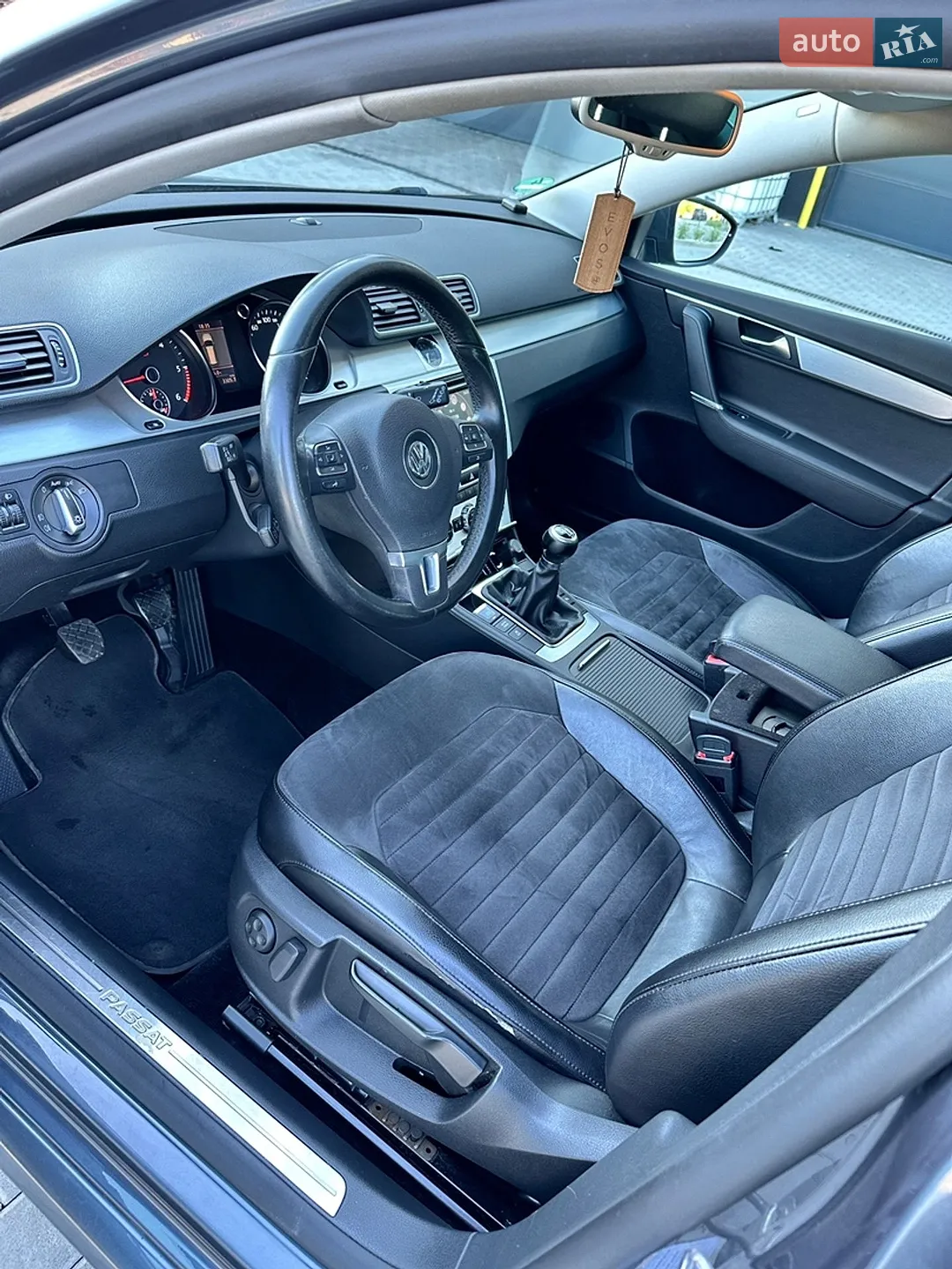 2012 Volkswagen Passat - мініатюра 18