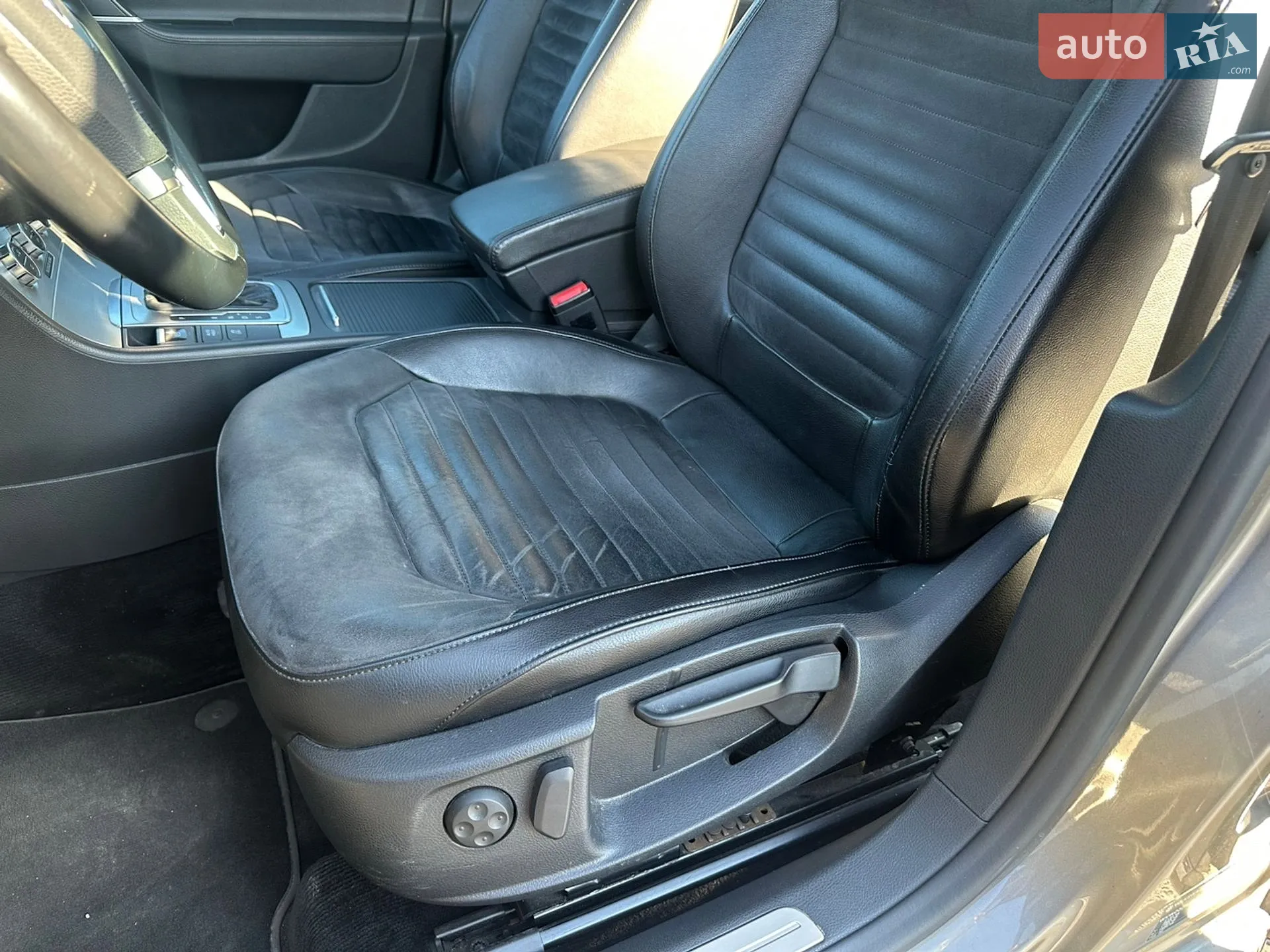 2014 Volkswagen Passat - мініатюра 21