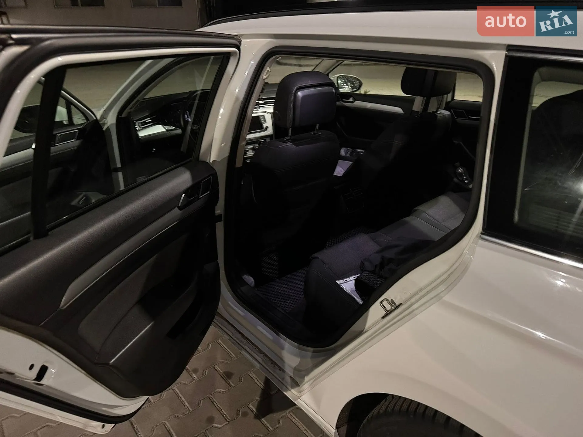 2015 Volkswagen Passat - мініатюра 5