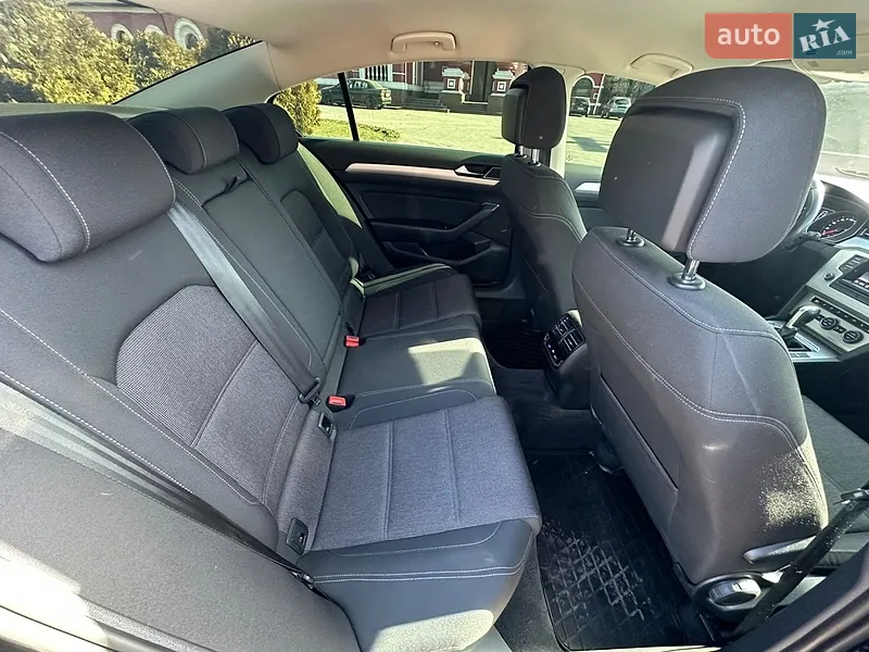 Volkswagen Passat 2015 VIN WVWZZZ3CZGE017909 фото оголошення 19 з 80