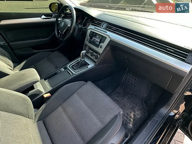 Volkswagen Passat 2015 VIN WVWZZZ3CZGE017909 фото оголошення 20 з 80