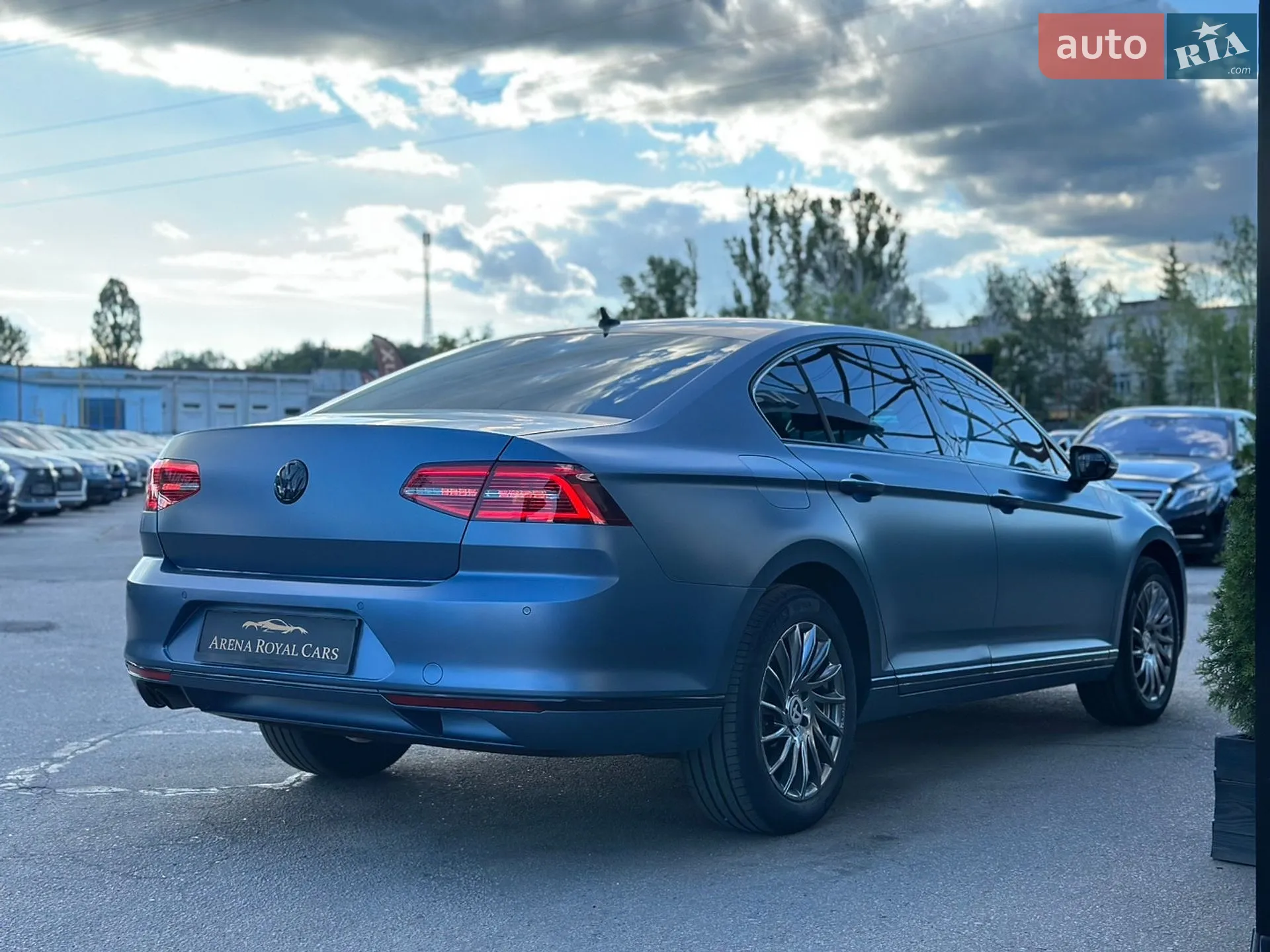 2017 Volkswagen Passat - мініатюра 10