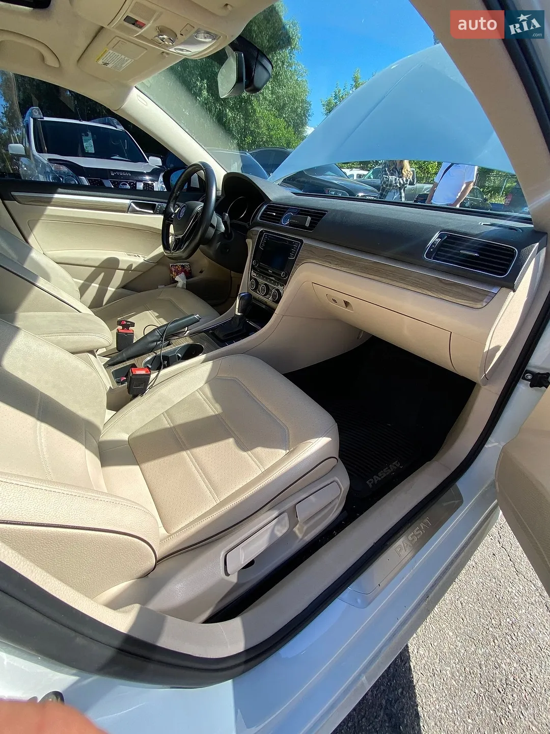 2017 Volkswagen Passat - мініатюра 19