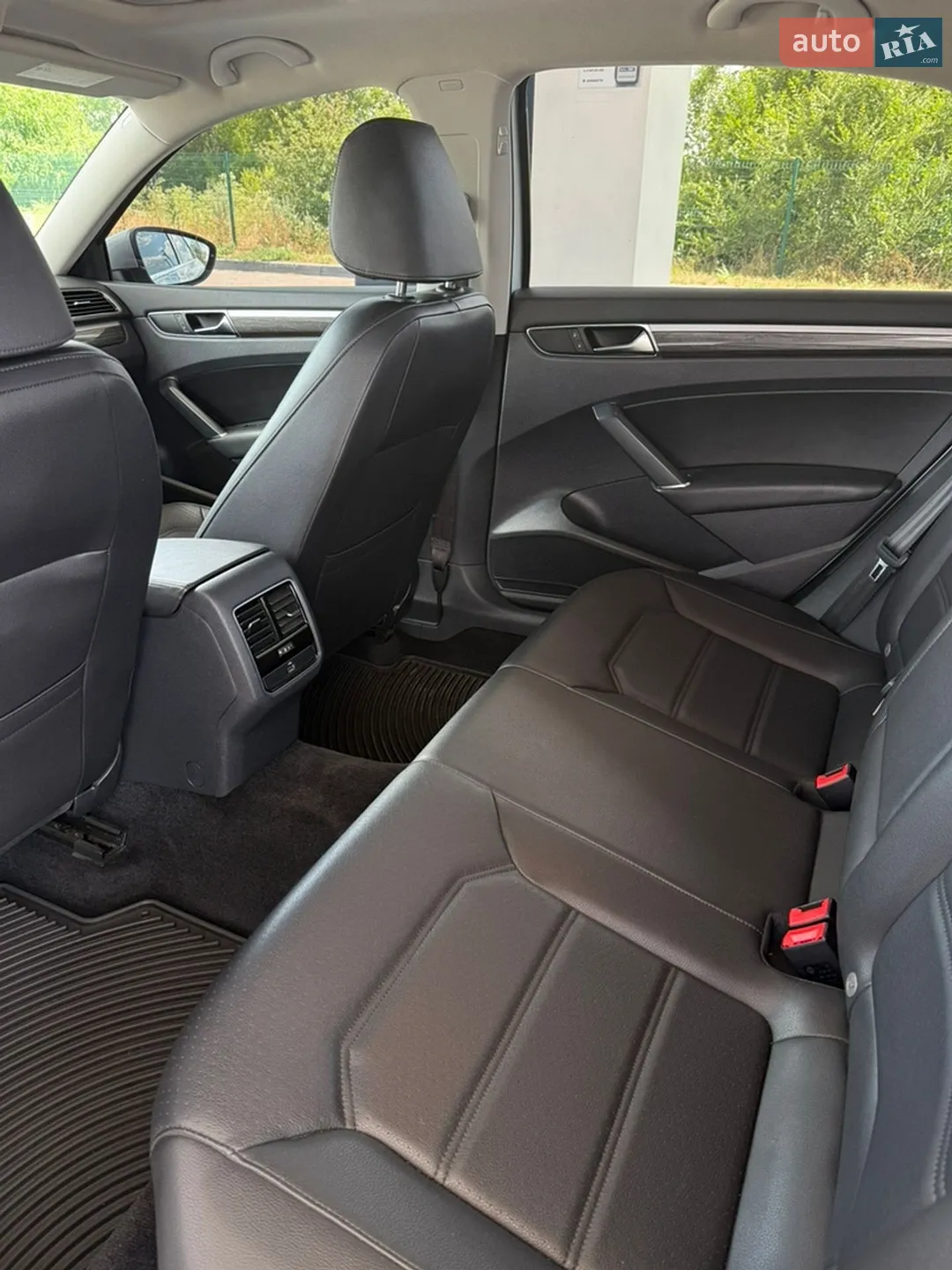 2017 Volkswagen Passat - мініатюра 14