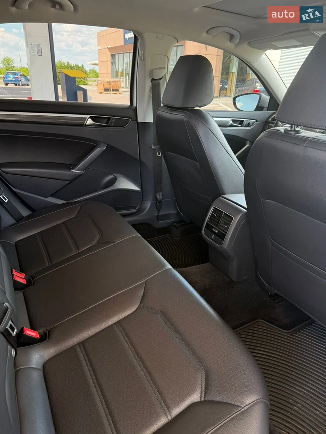 2017 Volkswagen Passat - мініатюра 15