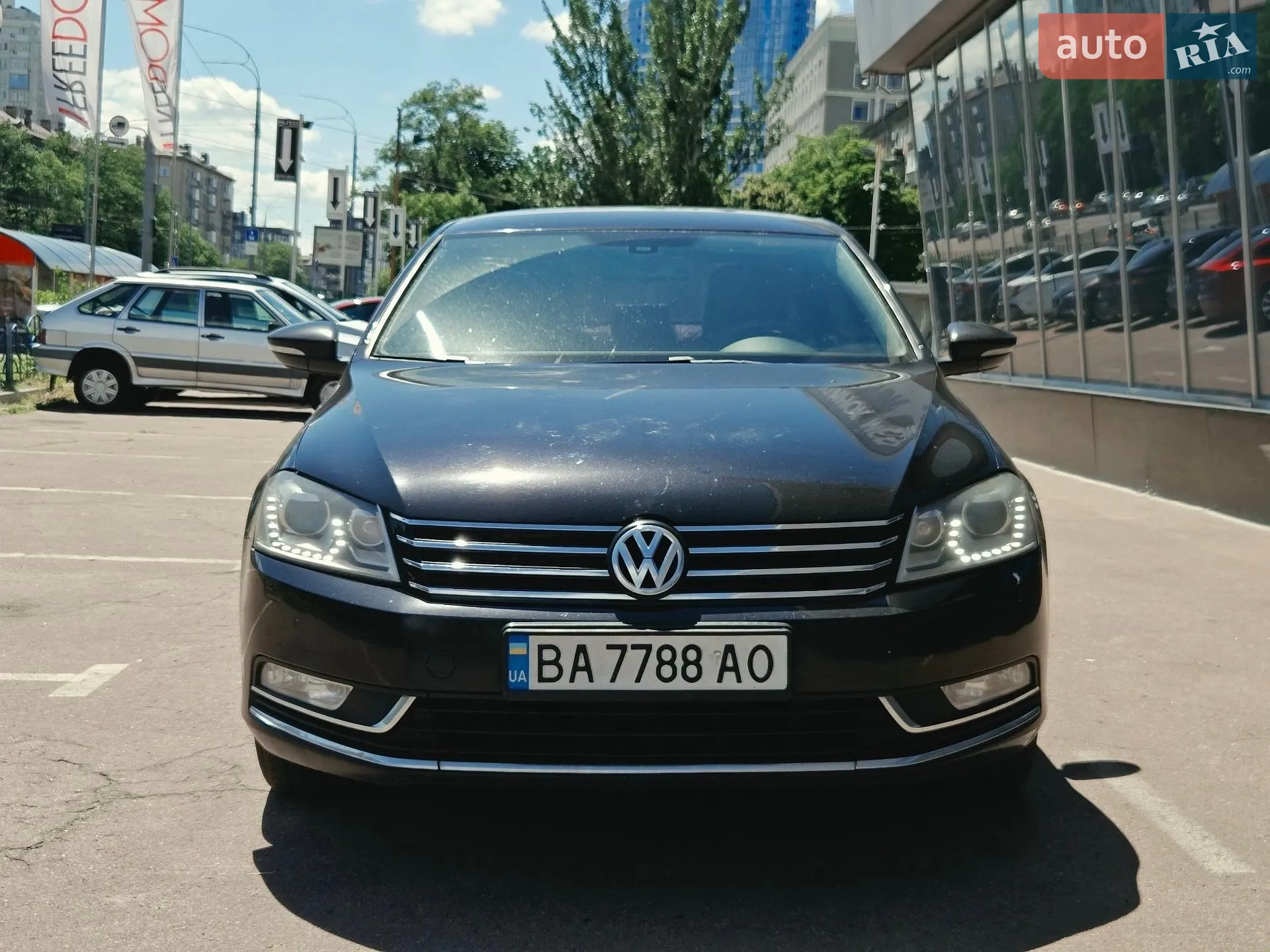 2013 Volkswagen Passat - мініатюра 3