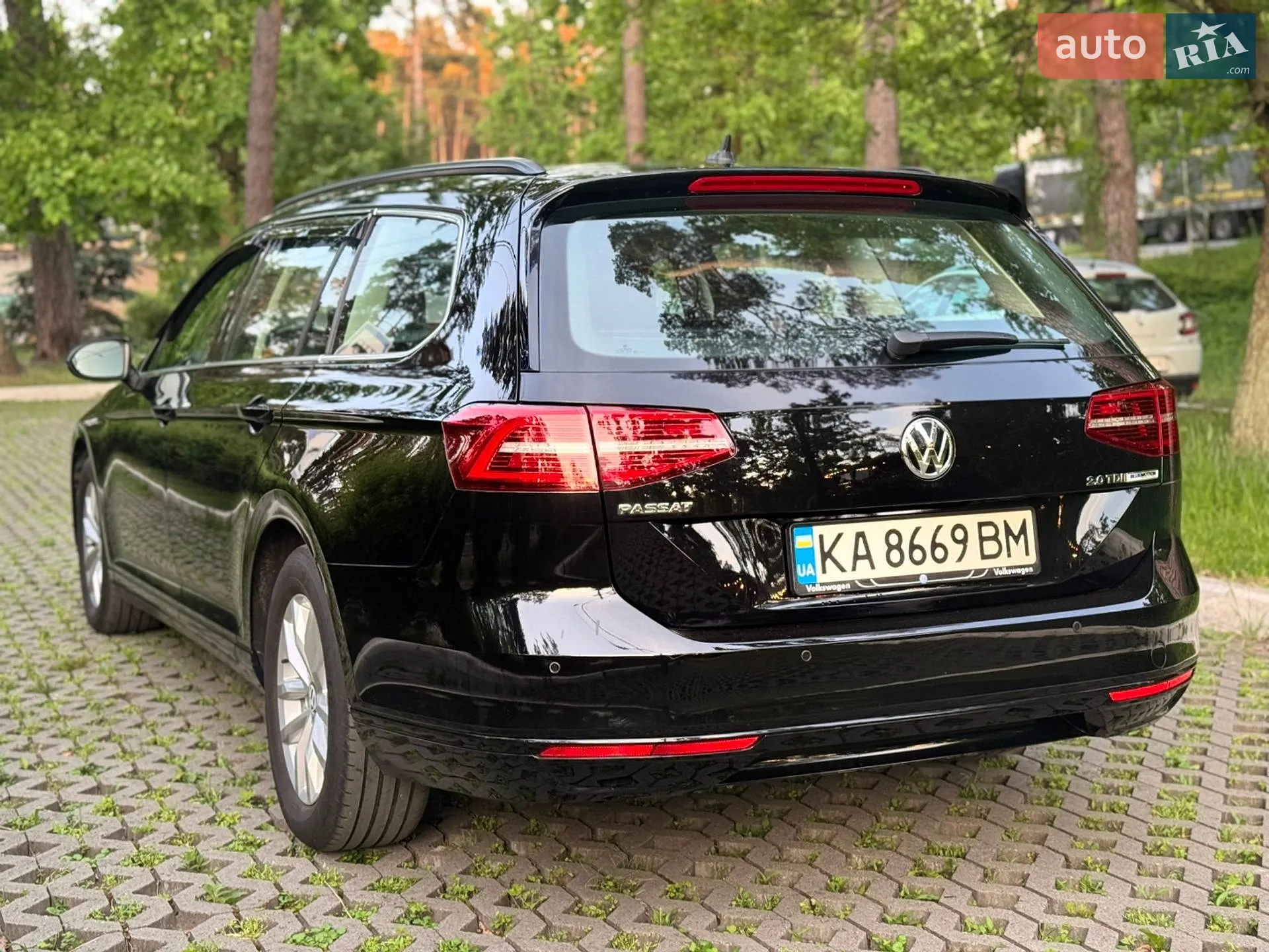 2016 Volkswagen Passat - мініатюра 12