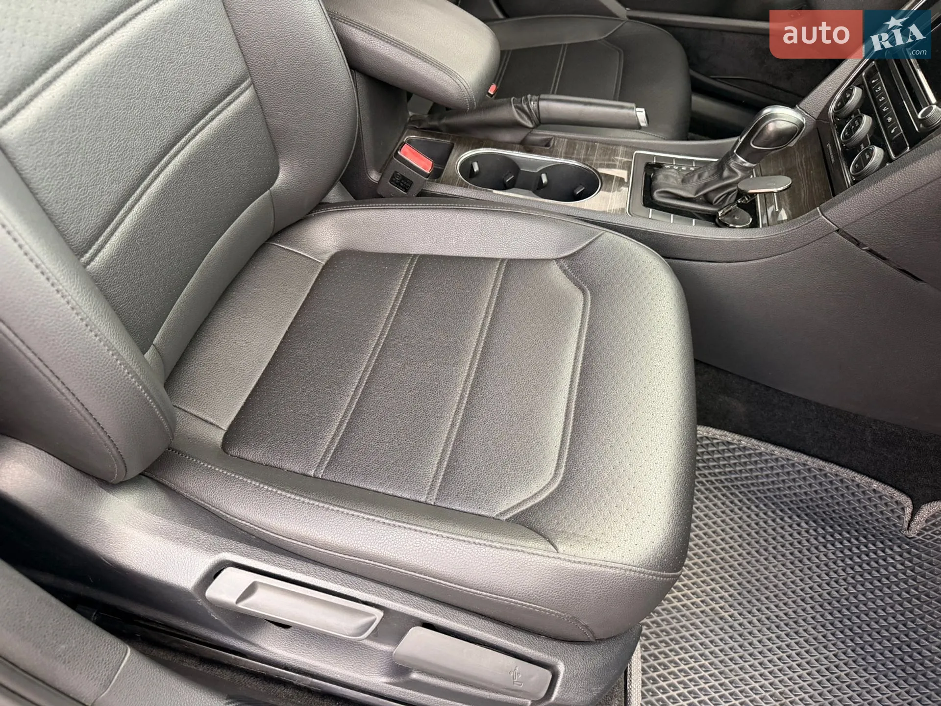 2016 Volkswagen Passat - мініатюра 11