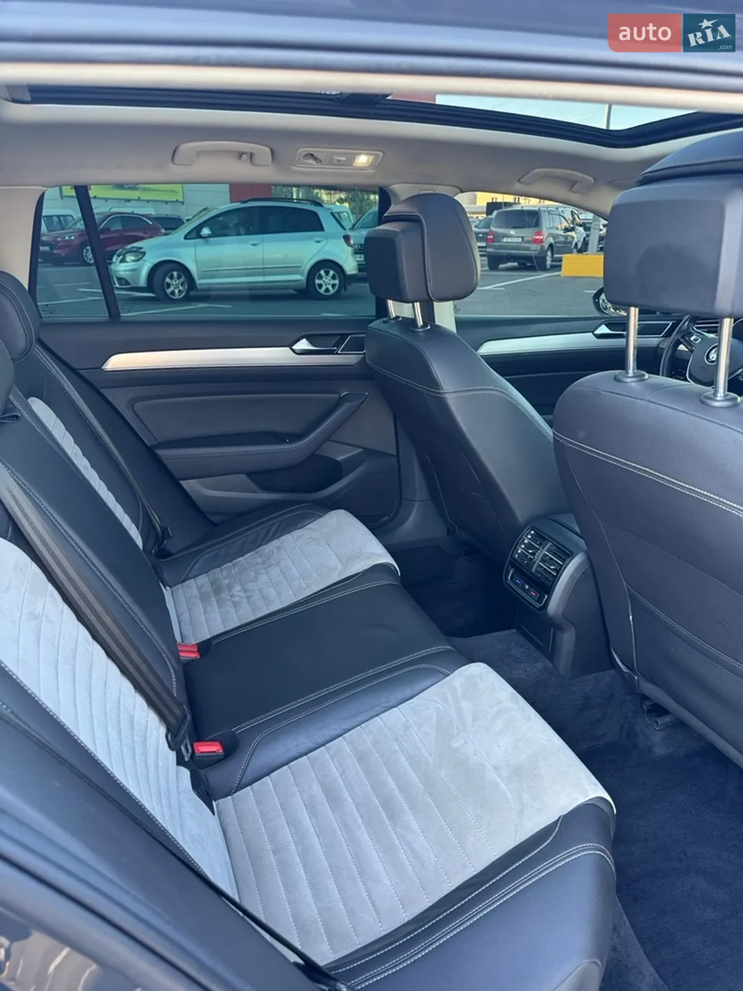 2016 Volkswagen Passat - мініатюра 5