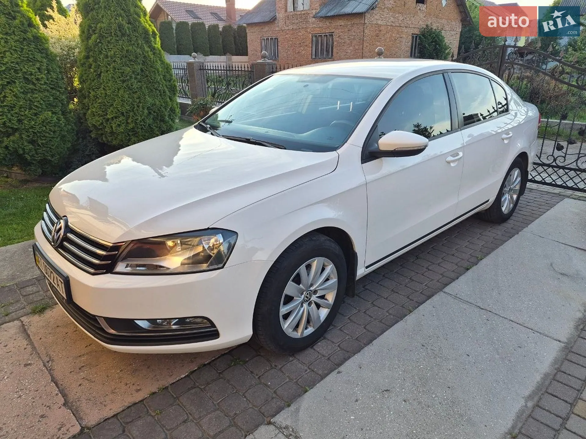 2013 Volkswagen Passat - мініатюра 5