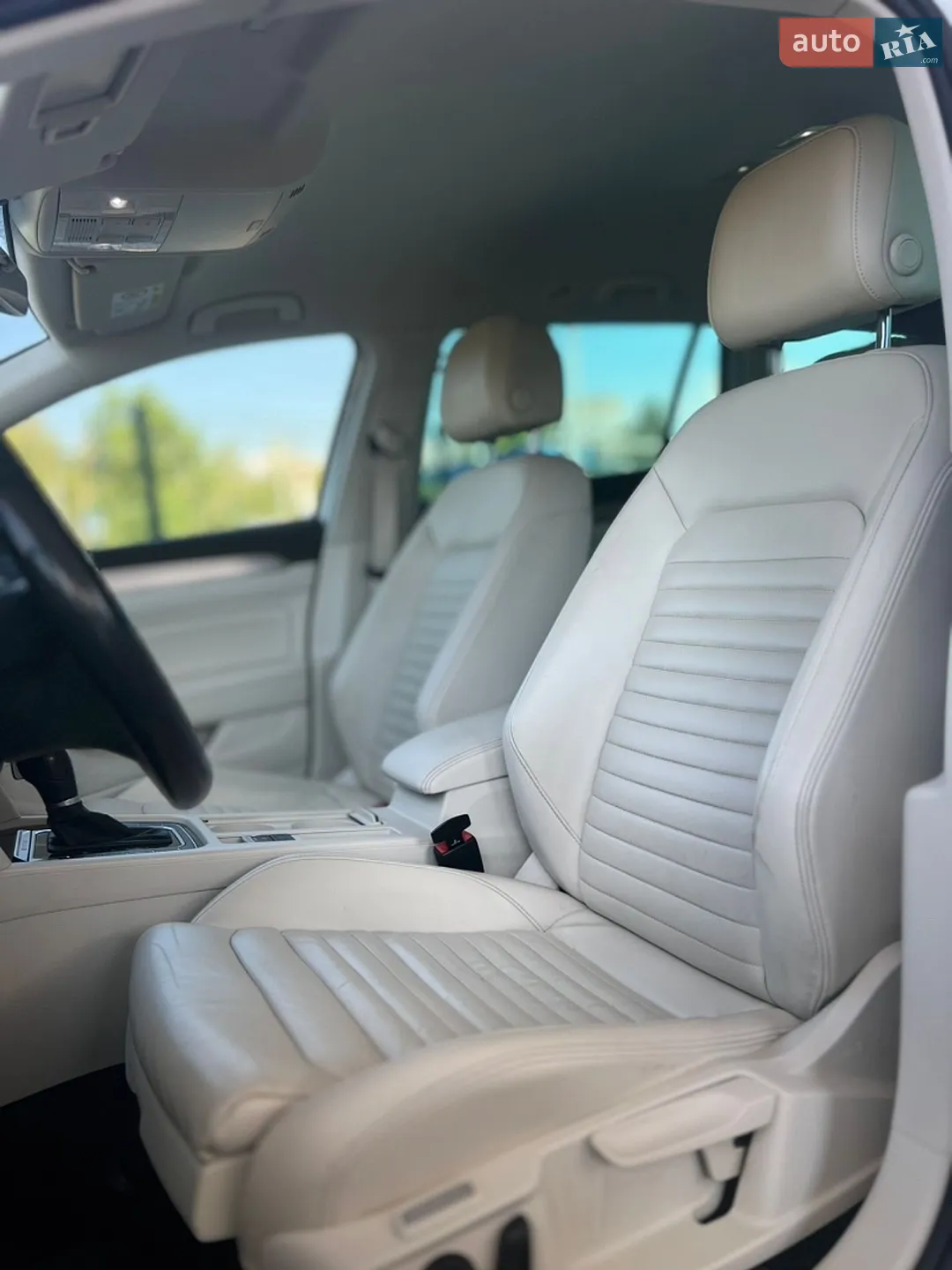 2015 Volkswagen Passat - мініатюра 9
