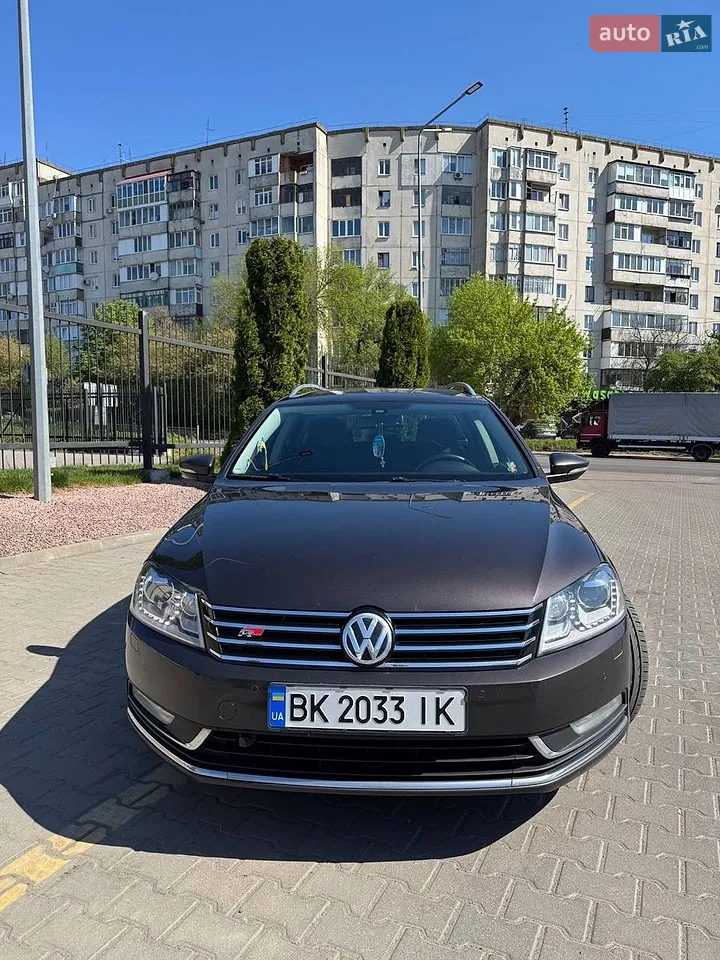2012 Volkswagen Passat - мініатюра 32