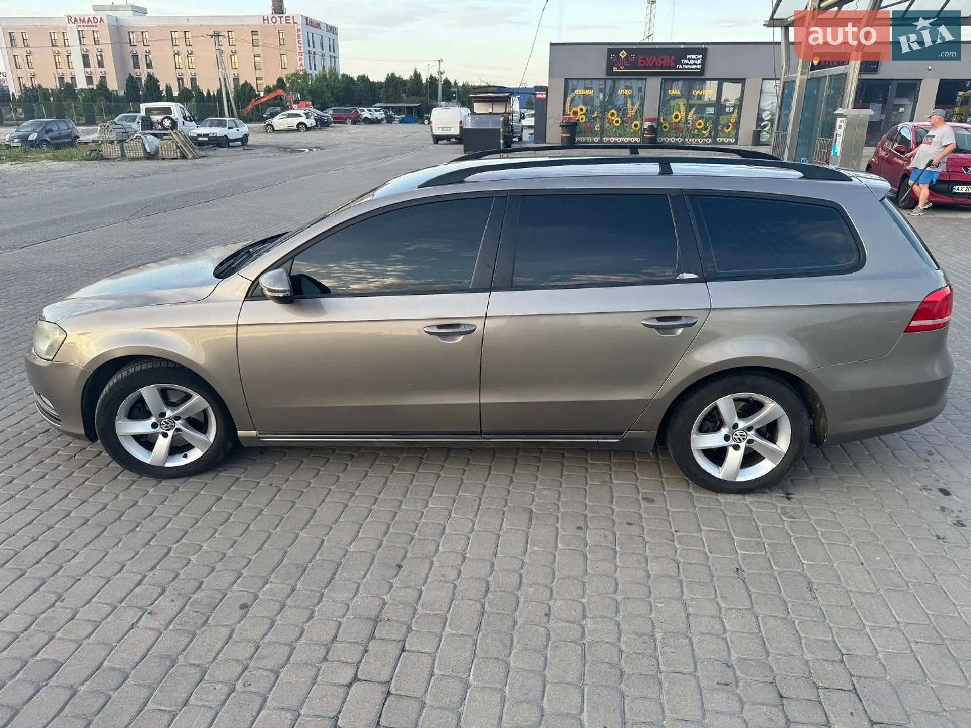 2011 Volkswagen Passat - мініатюра 3