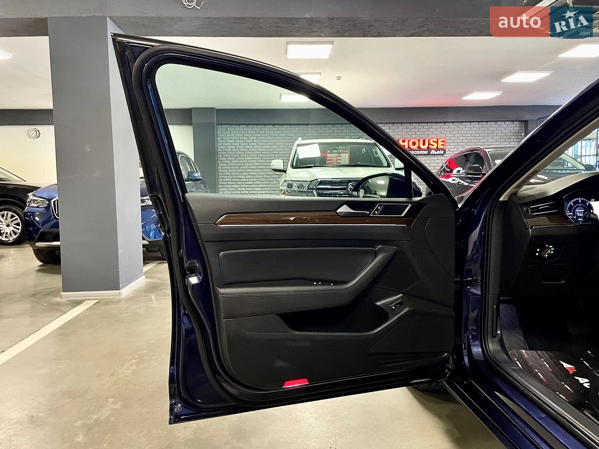 2017 Volkswagen Passat - мініатюра 29