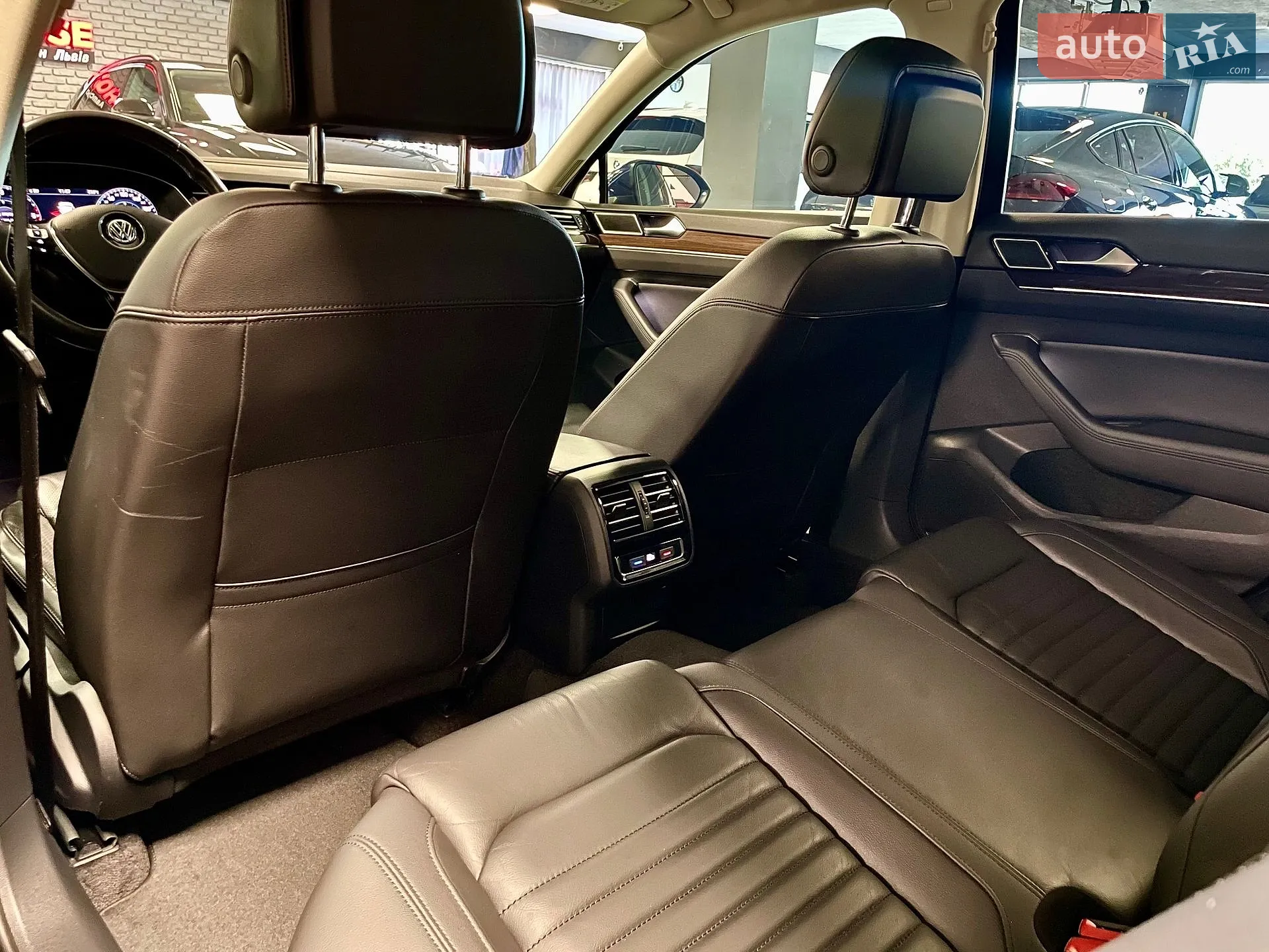 2017 Volkswagen Passat - мініатюра 41