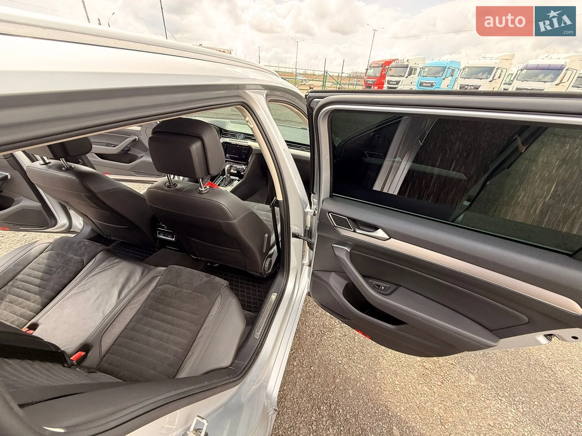 2018 Volkswagen Passat - мініатюра 36