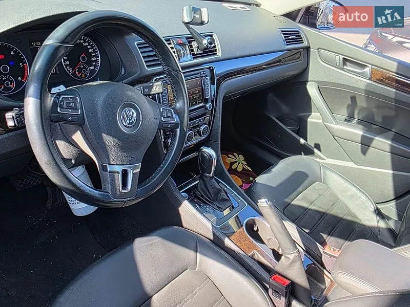 Volkswagen Passat 2016 VIN WVWZZZ3CZGE186587 фото оголошення 16 з 49