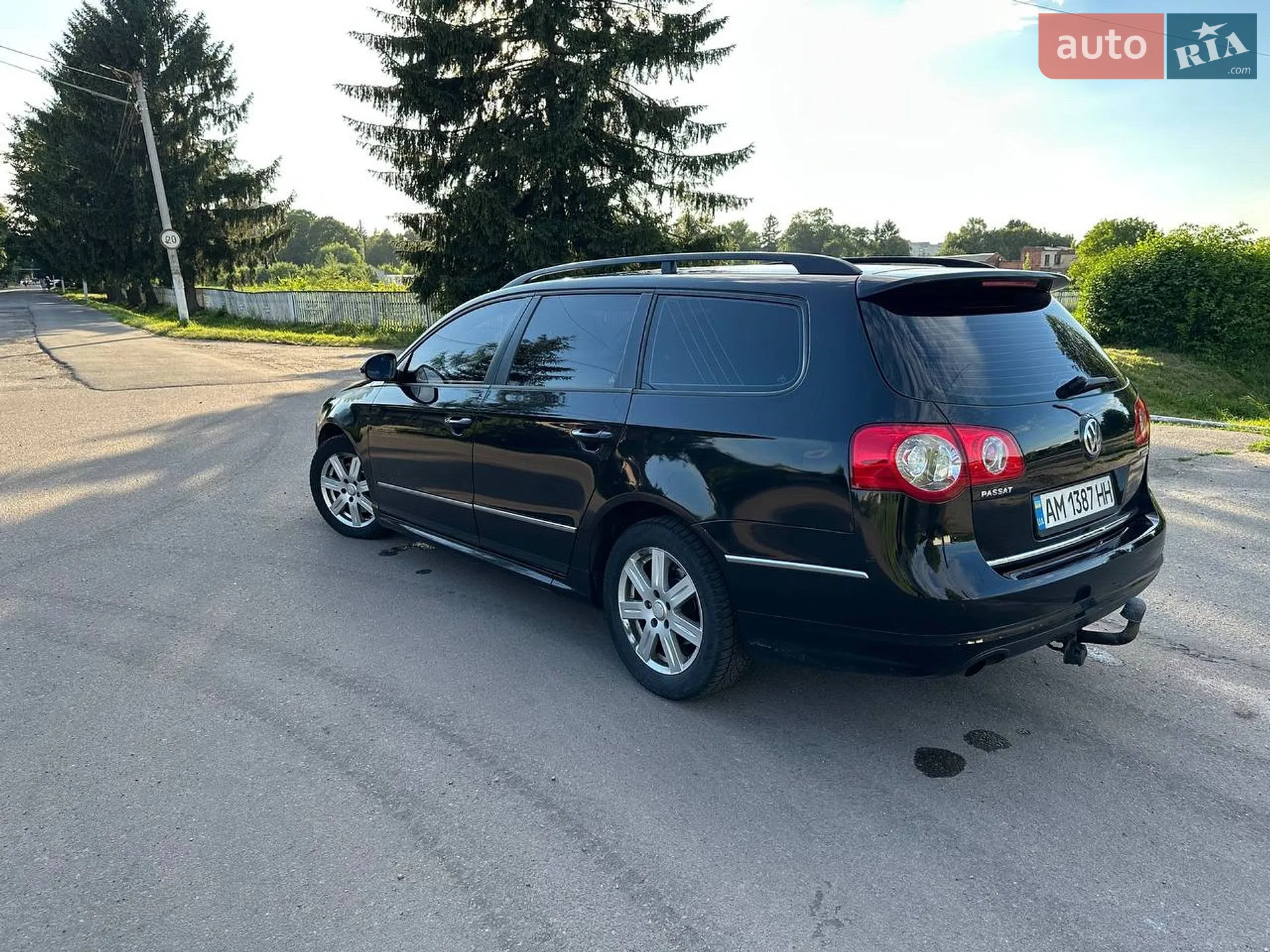 2010 Volkswagen Passat - мініатюра 10