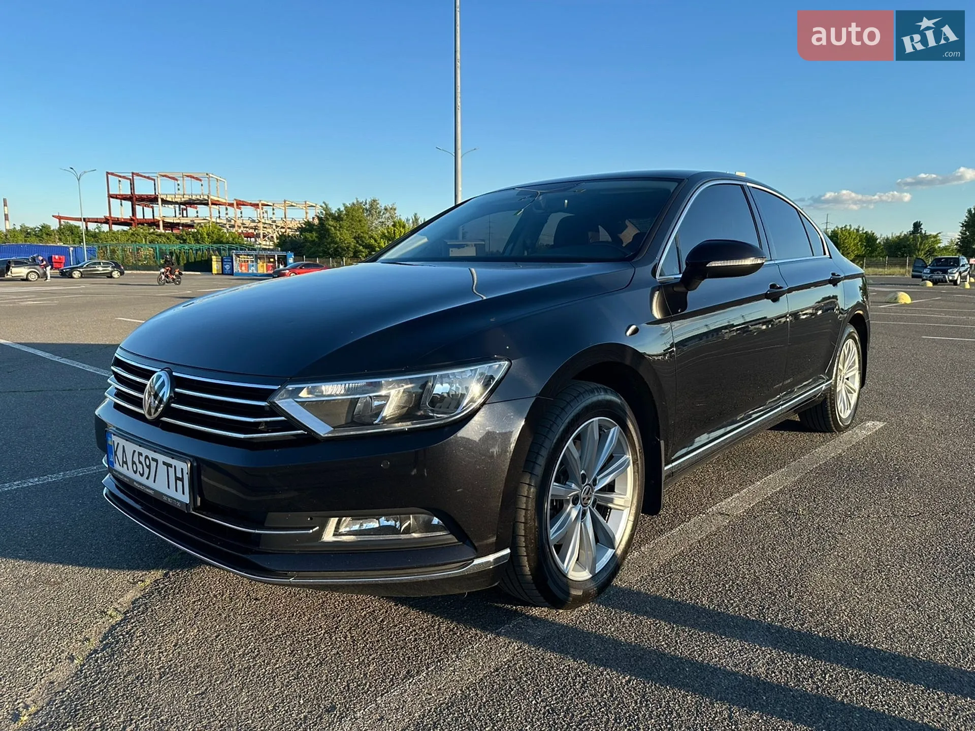 2019 Volkswagen Passat - фото 1