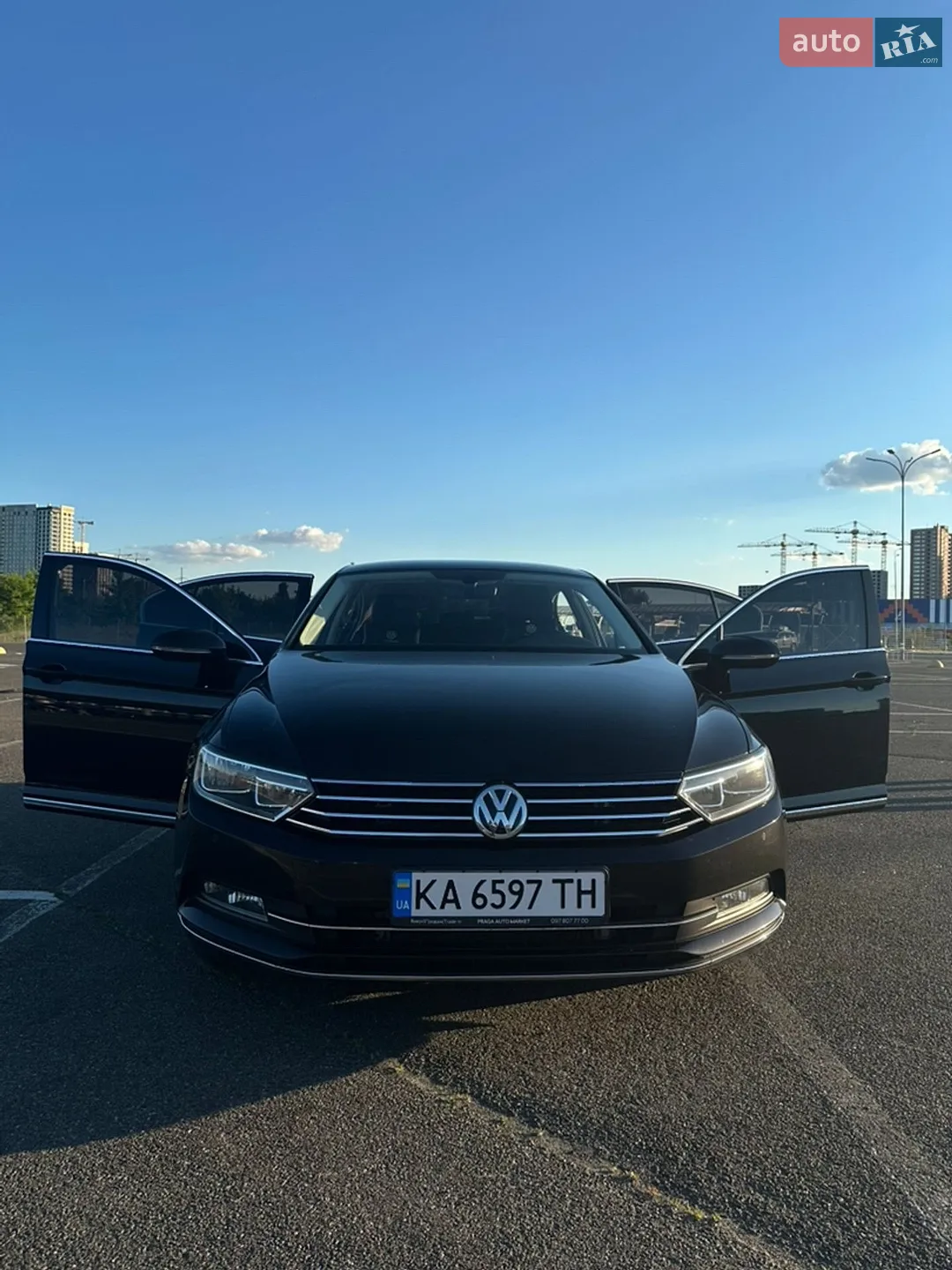 2019 Volkswagen Passat - мініатюра 2