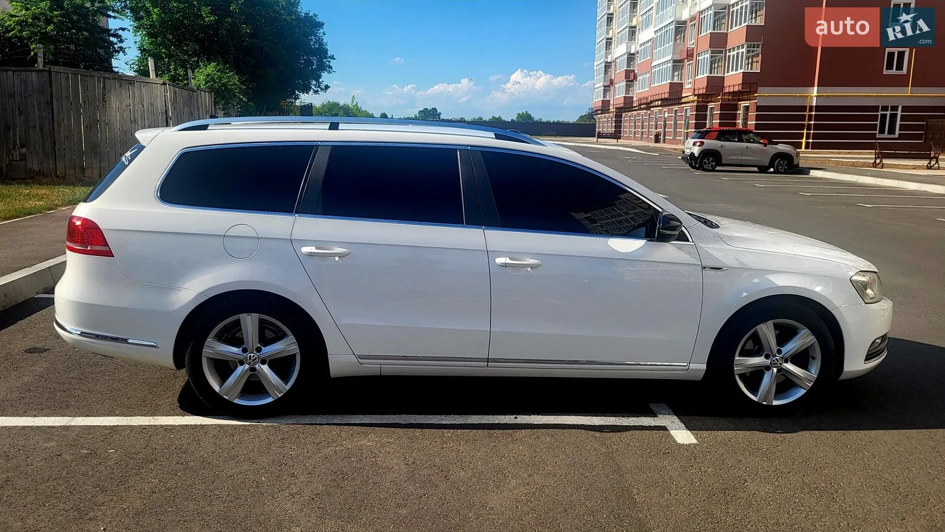 2013 Volkswagen Passat - мініатюра 3
