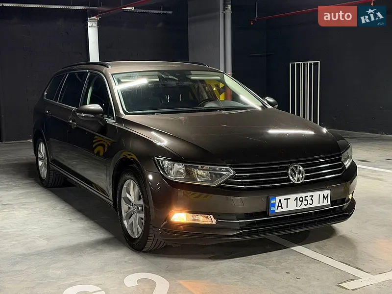 Volkswagen Passat 2017 VIN WVWZZZ3CZJE117175 фото оголошення 37 з 116