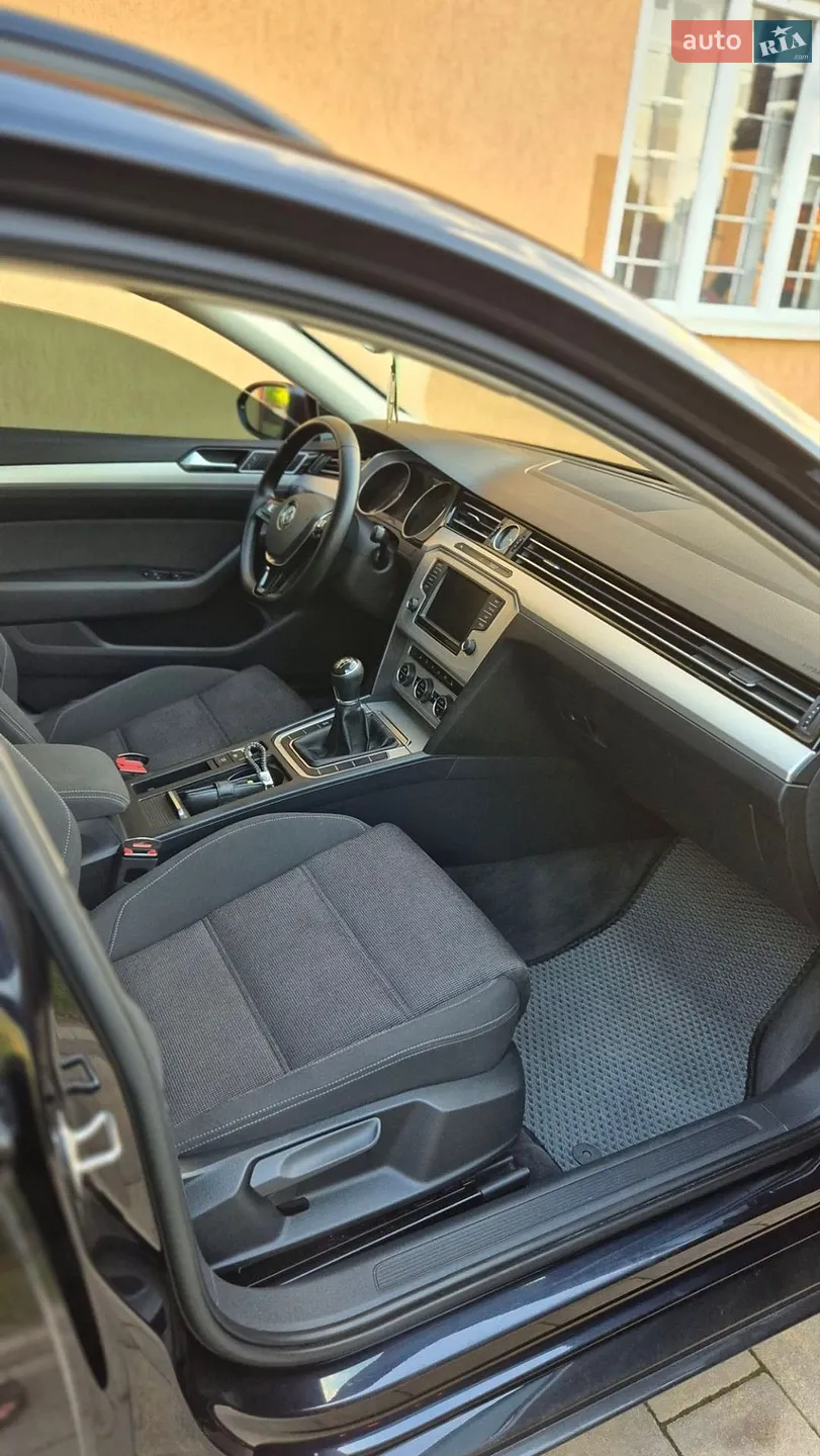 2015 Volkswagen Passat - мініатюра 8