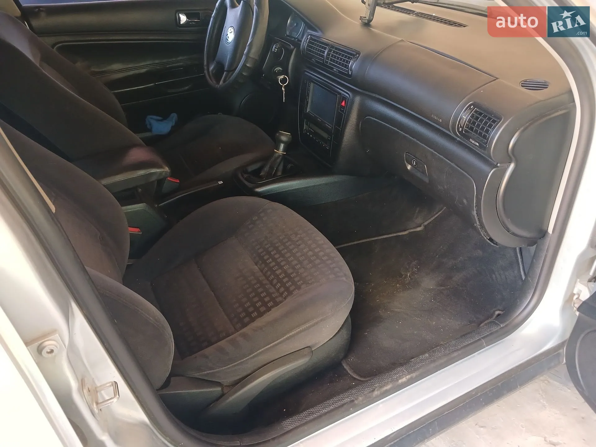 Volkswagen Passat 2000 VIN WVWZZZ3BZ1P085336 фото оголошення 4 з 5