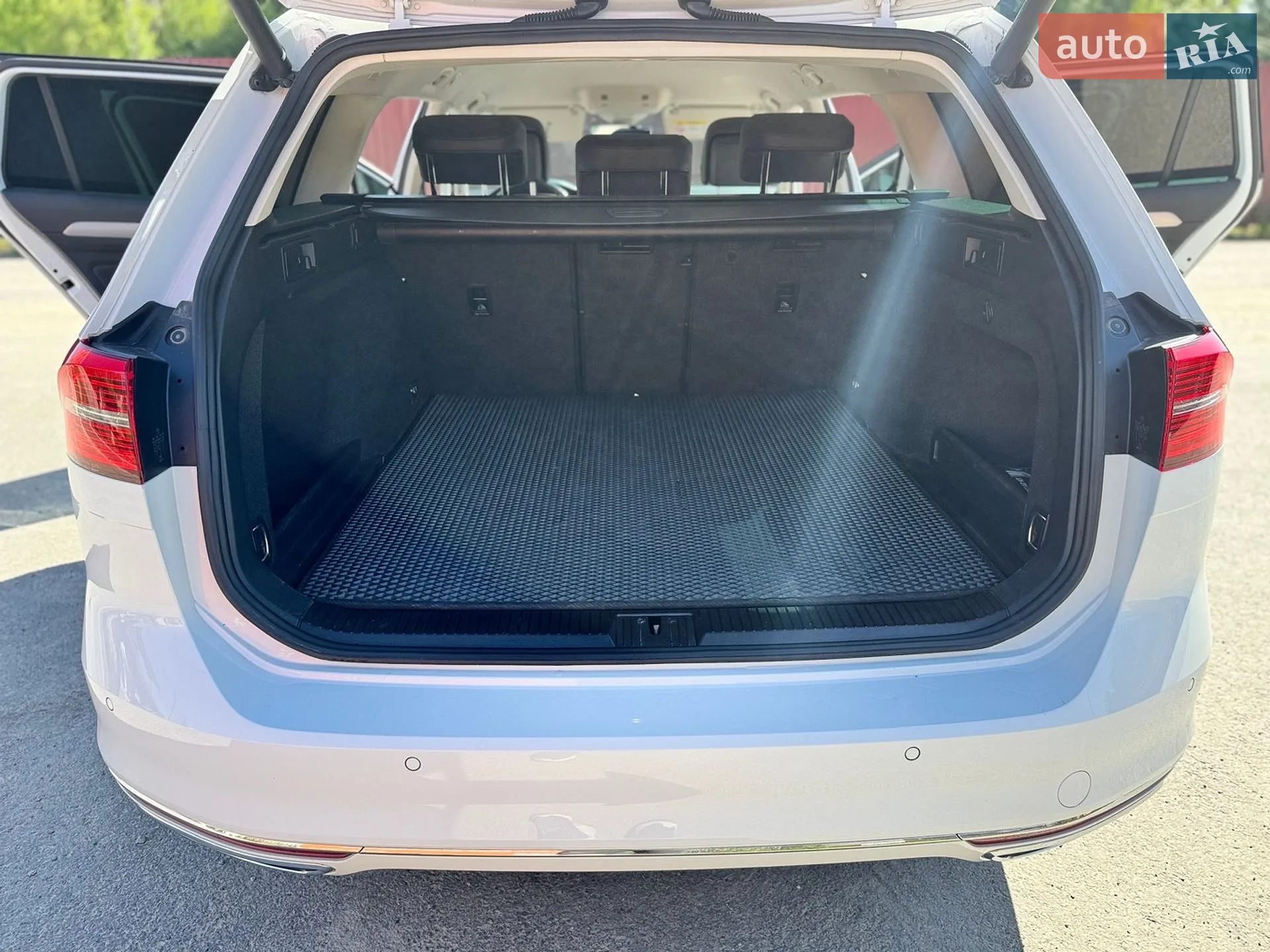 2018 Volkswagen Passat - мініатюра 15