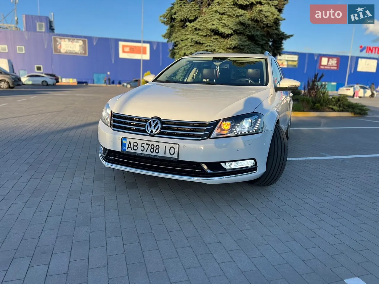2010 Volkswagen Passat - мініатюра 20