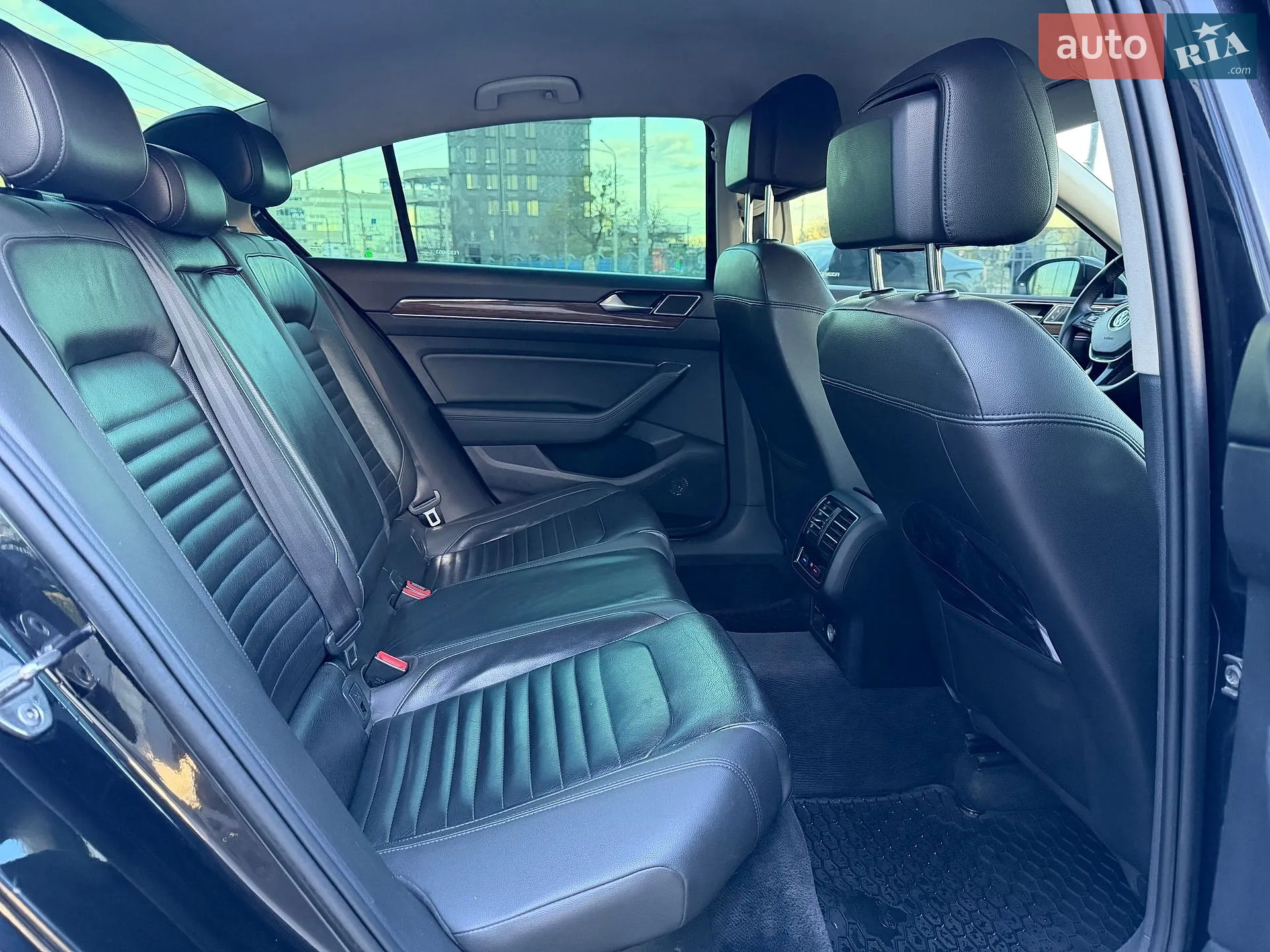2015 Volkswagen Passat - мініатюра 12