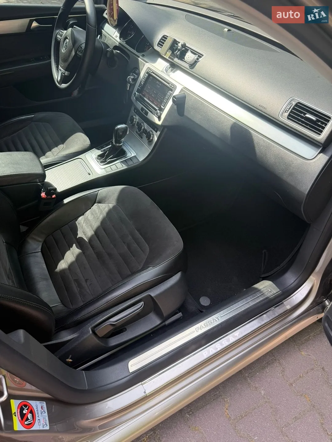 2011 Volkswagen Passat - мініатюра 116